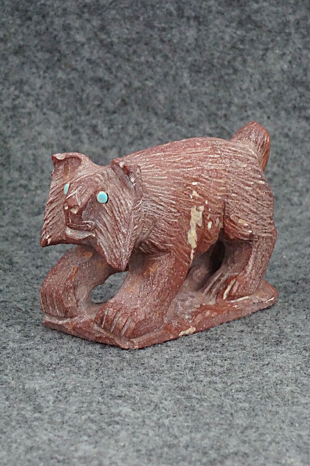 Bobcat Zuni Fetish Carving - Derrick Kaamasee