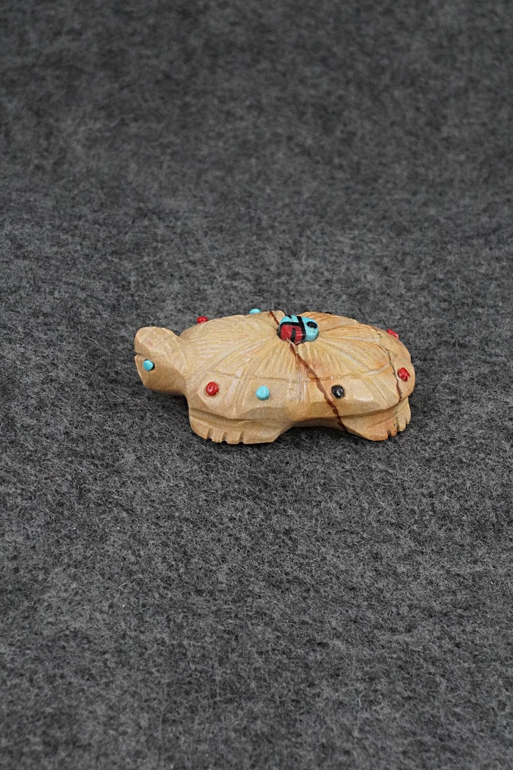 Turtle Zuni Fetish Carving - Danette Laate