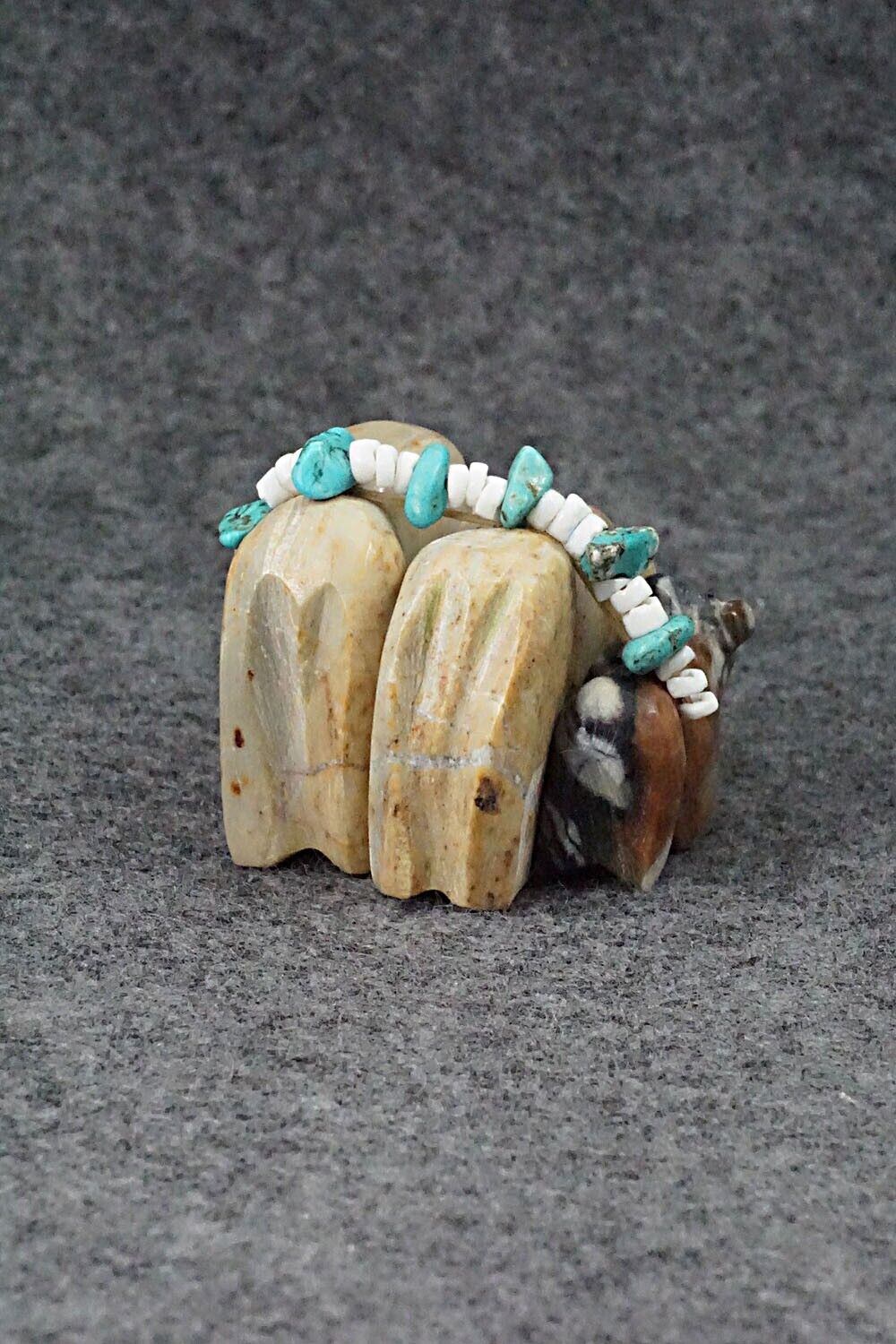 Bear Family Zuni Fetish Carving - Tim Lementino