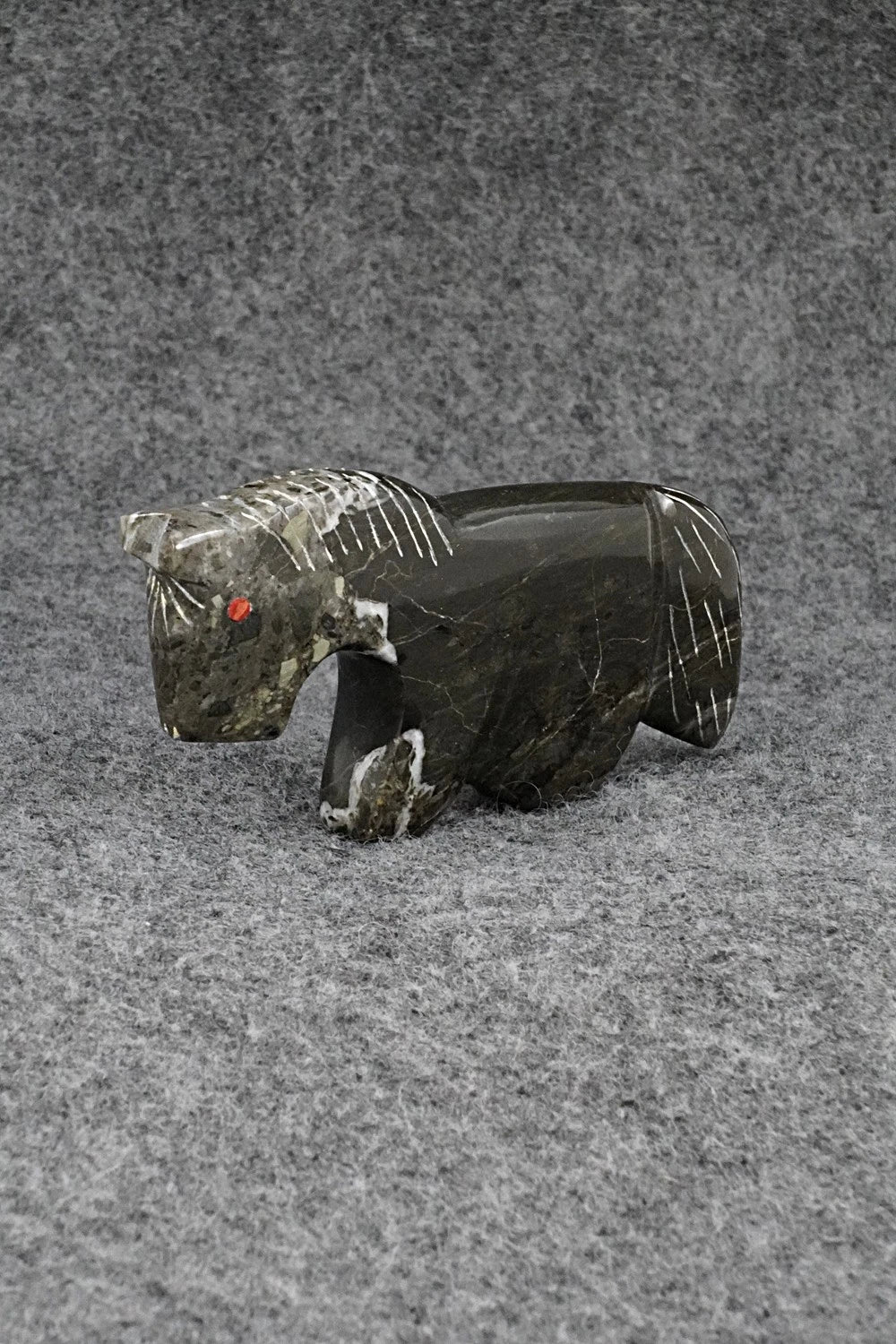 Horse Zuni Fetish Carving - Kenric Laiwakete