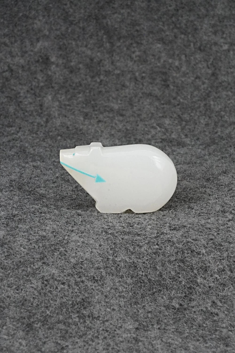Bear Zuni Fetish Carving - Clayton Panteah