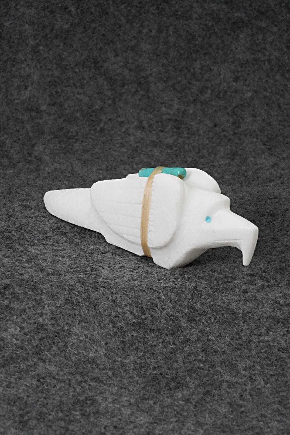 Eagle Zuni Fetish Carving - Herbert Halate