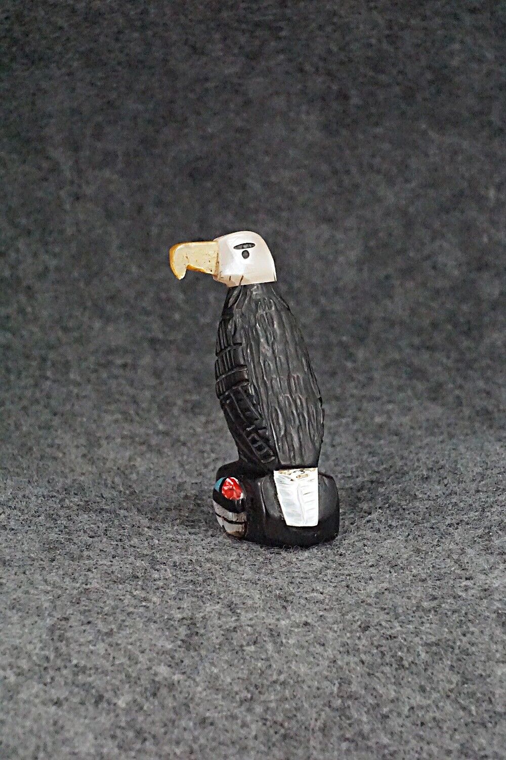 Eagle Zuni Fetish Carving - Darrin Boone
