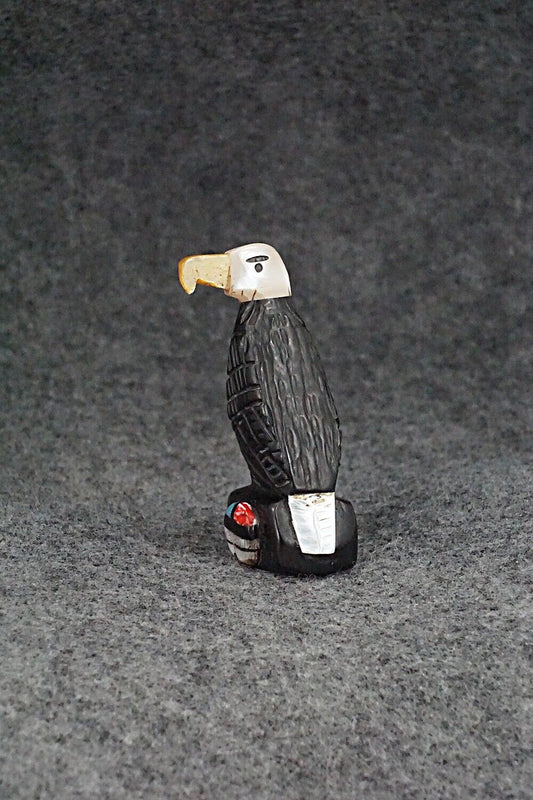 Eagle Zuni Fetish Carving - Darrin Boone