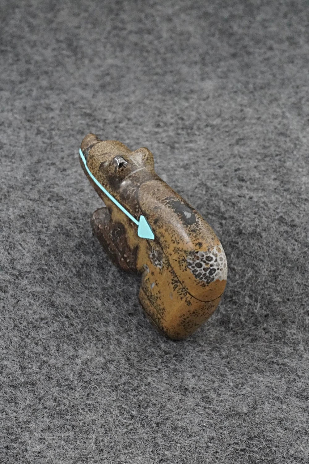 Bear Zuni Fetish Carving - Donovan Laiwakete