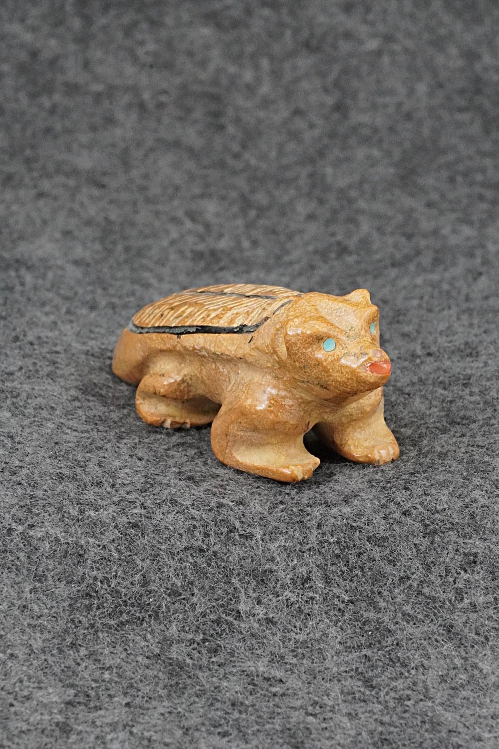 Badger Zuni Fetish Carving - Freddie Leekya