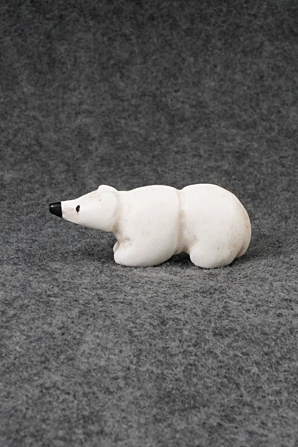 Bear Zuni Fetish Carving - Justin Red Elk