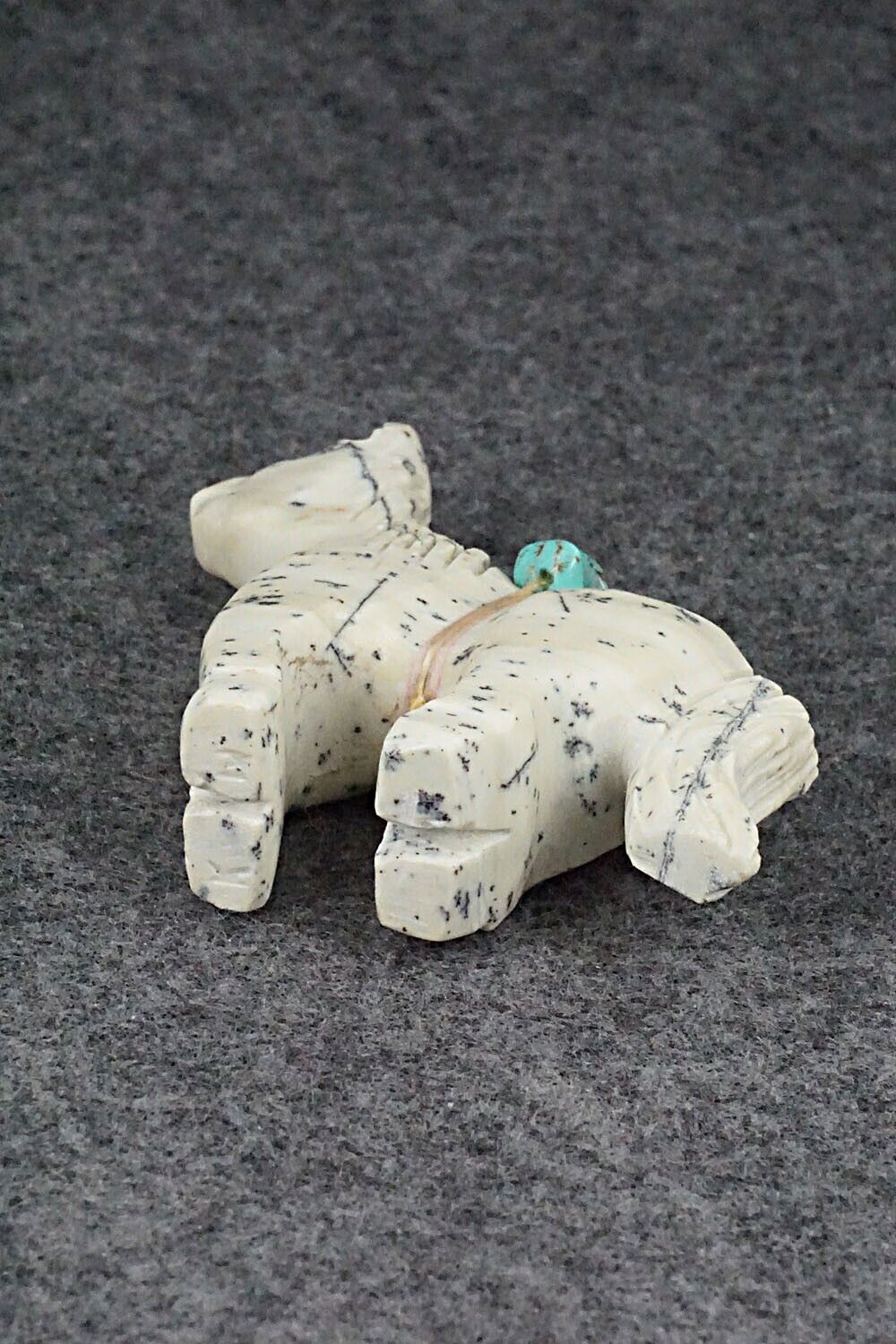Horse Zuni Fetish Carving - Kevin Quam