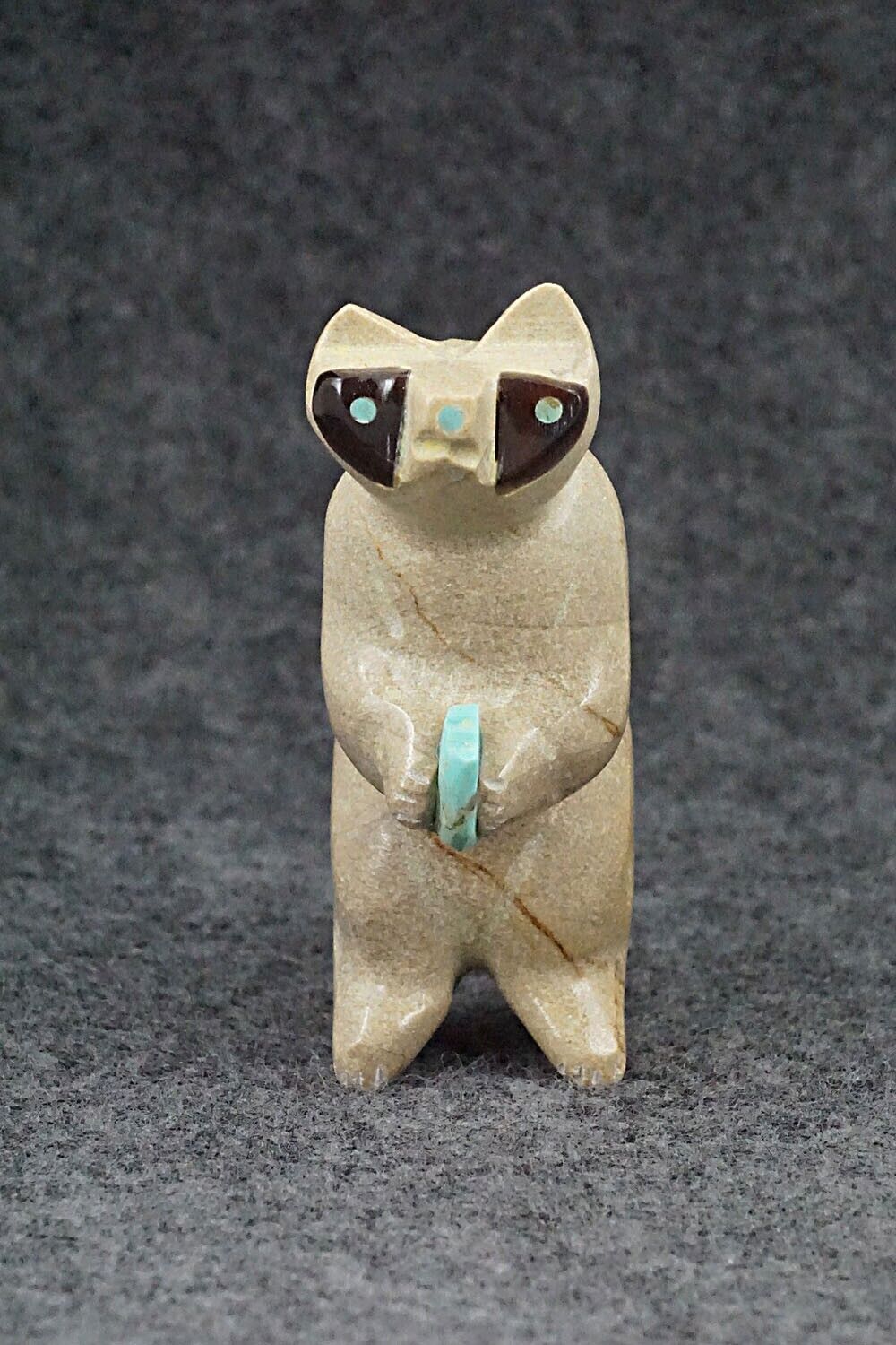 Raccoon Zuni Fetish Carving - Enrike Leekya