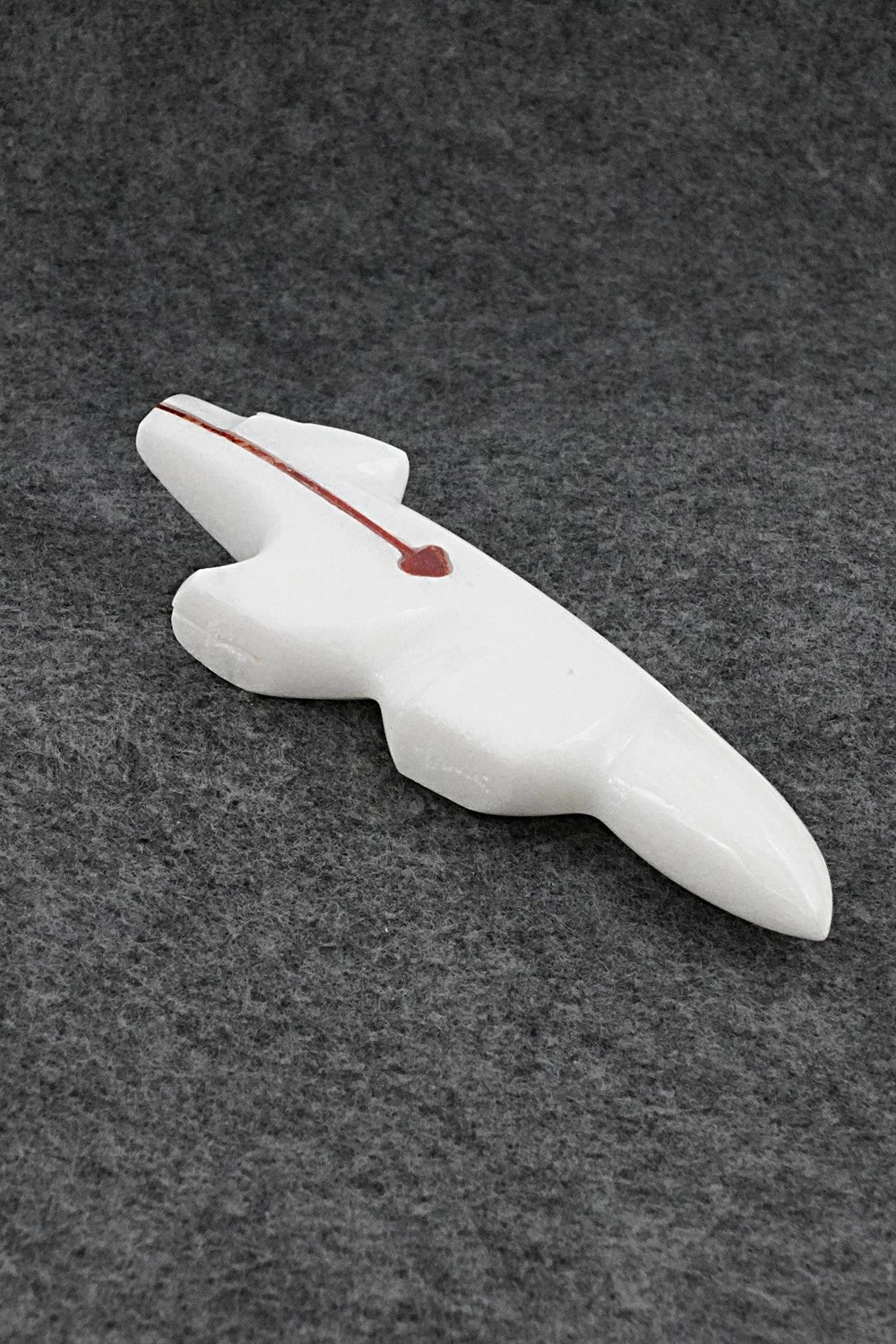 Wolf Zuni Fetish Carving - Kenric Laiwakete