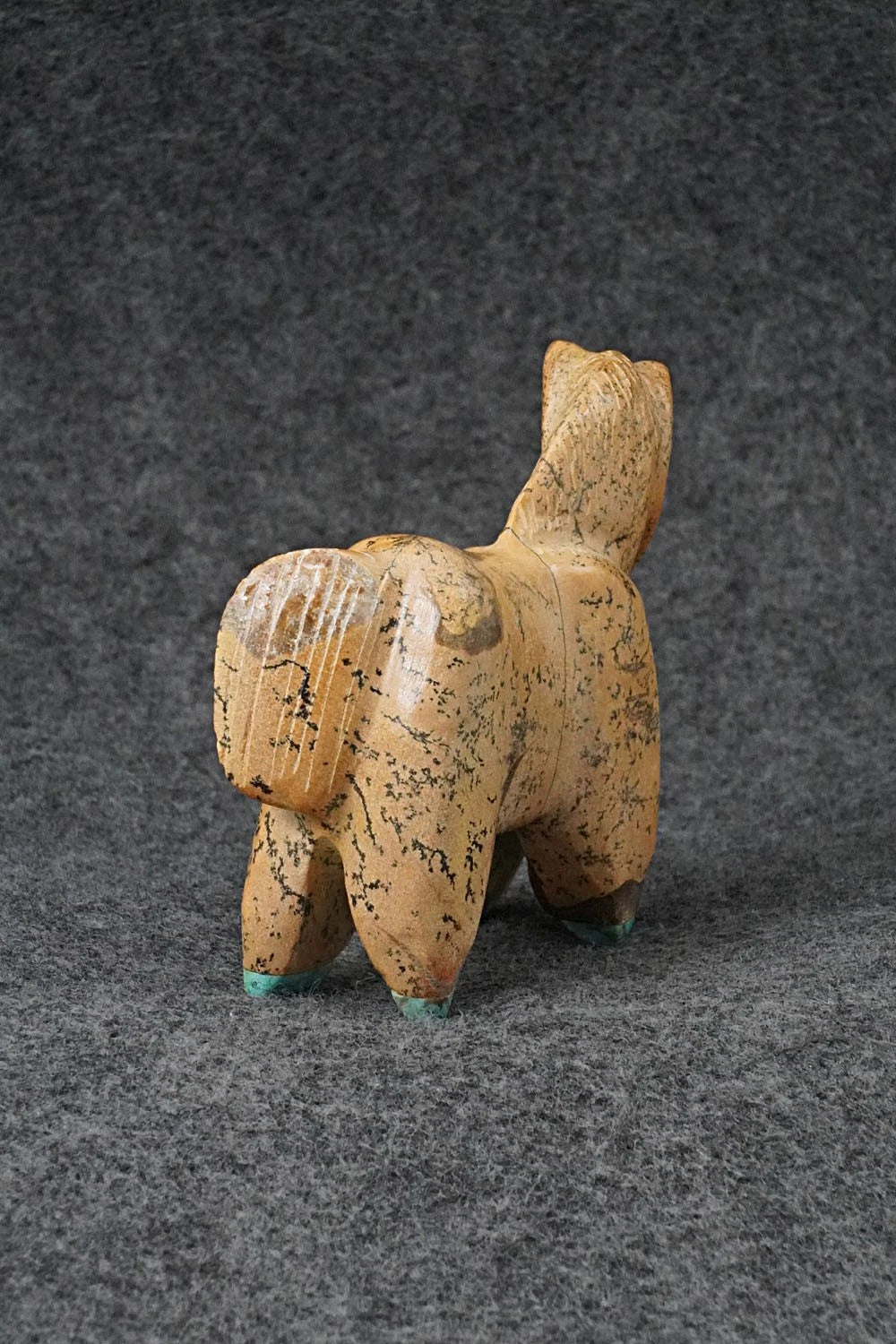 Horse Zuni Fetish Carving - Freddie Leekya