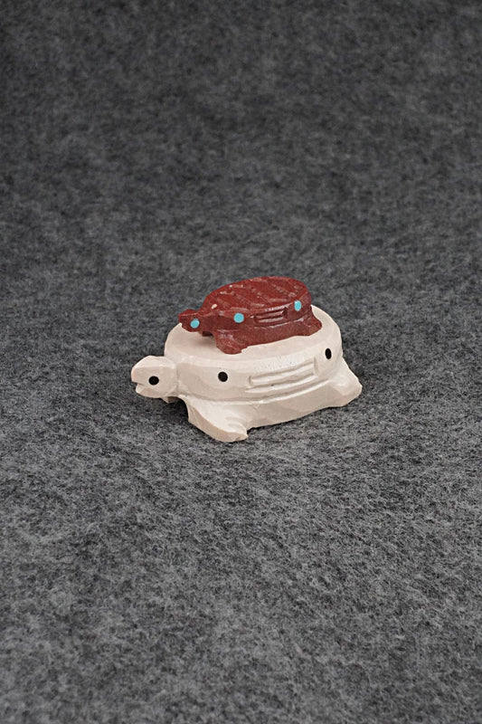 Turtle Zuni Fetish Carving - Jesus Espino