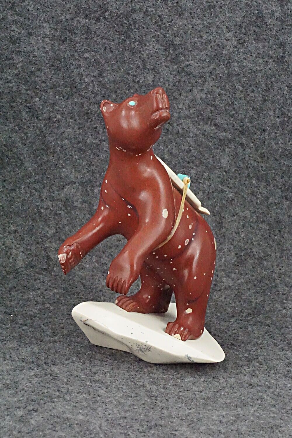 Bear Zuni Fetish Carving - Albert Eustace