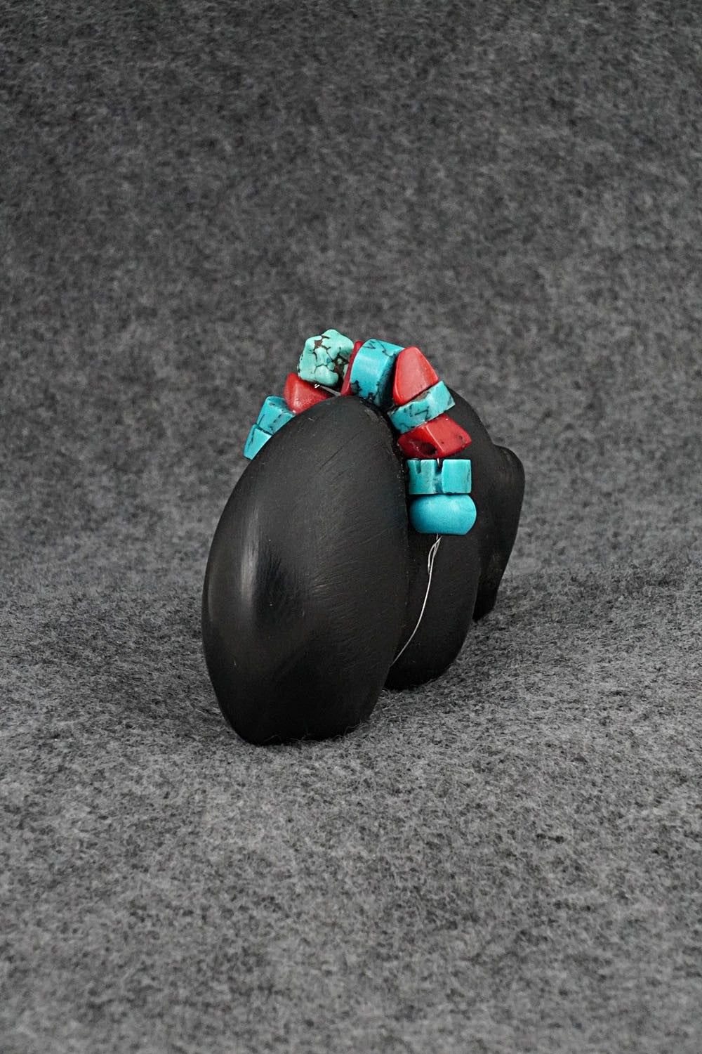 Bear Zuni Fetish Carving - Braden Peynesta