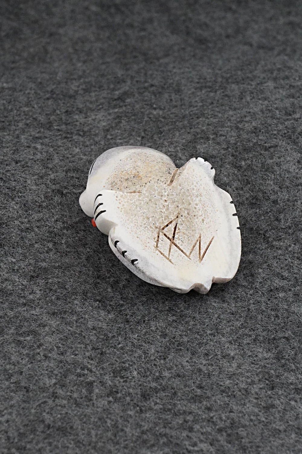 Frog Zuni Fetish Carving - Claudia Peina