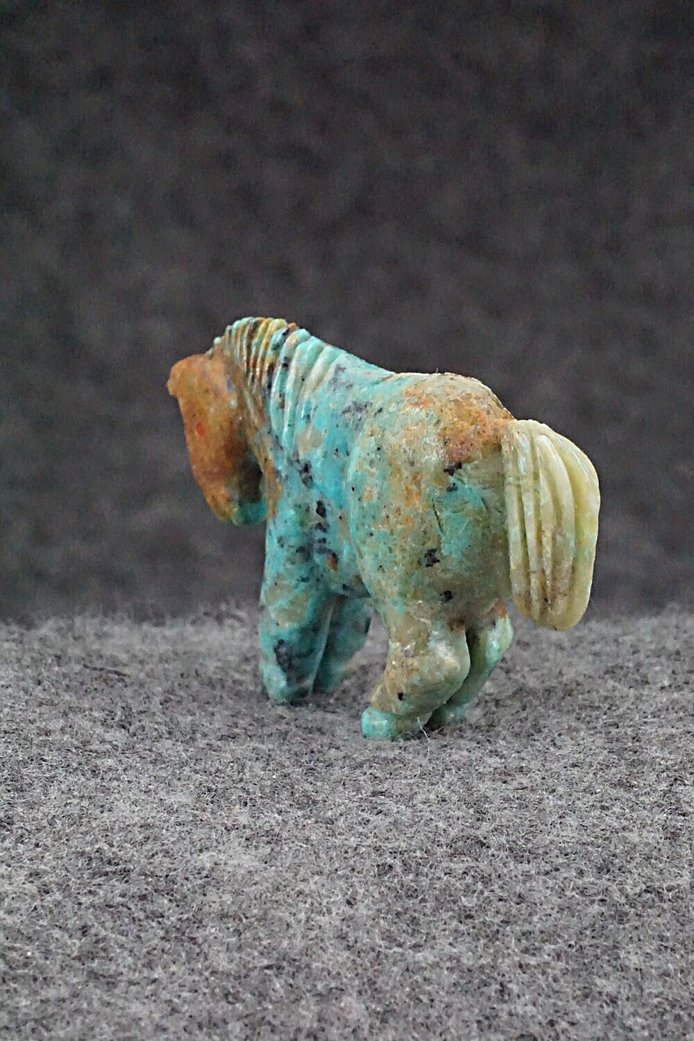 Horse Zuni Fetish Carving - Andres Quandelacy
