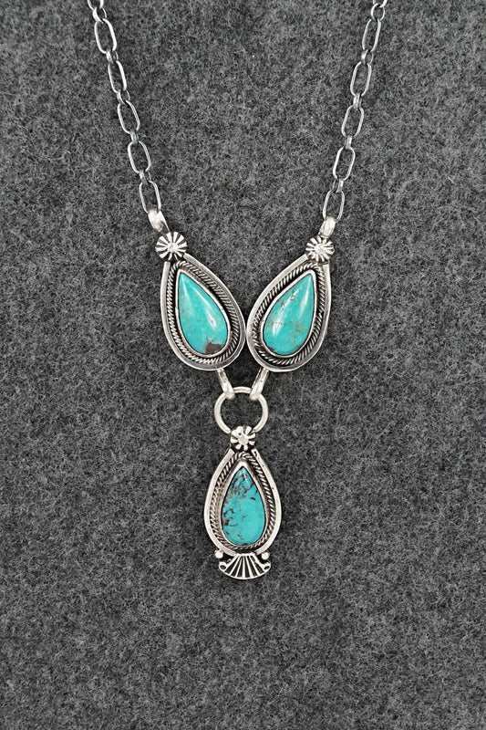 Turquoise & Sterling Silver Necklace - Verley Betone