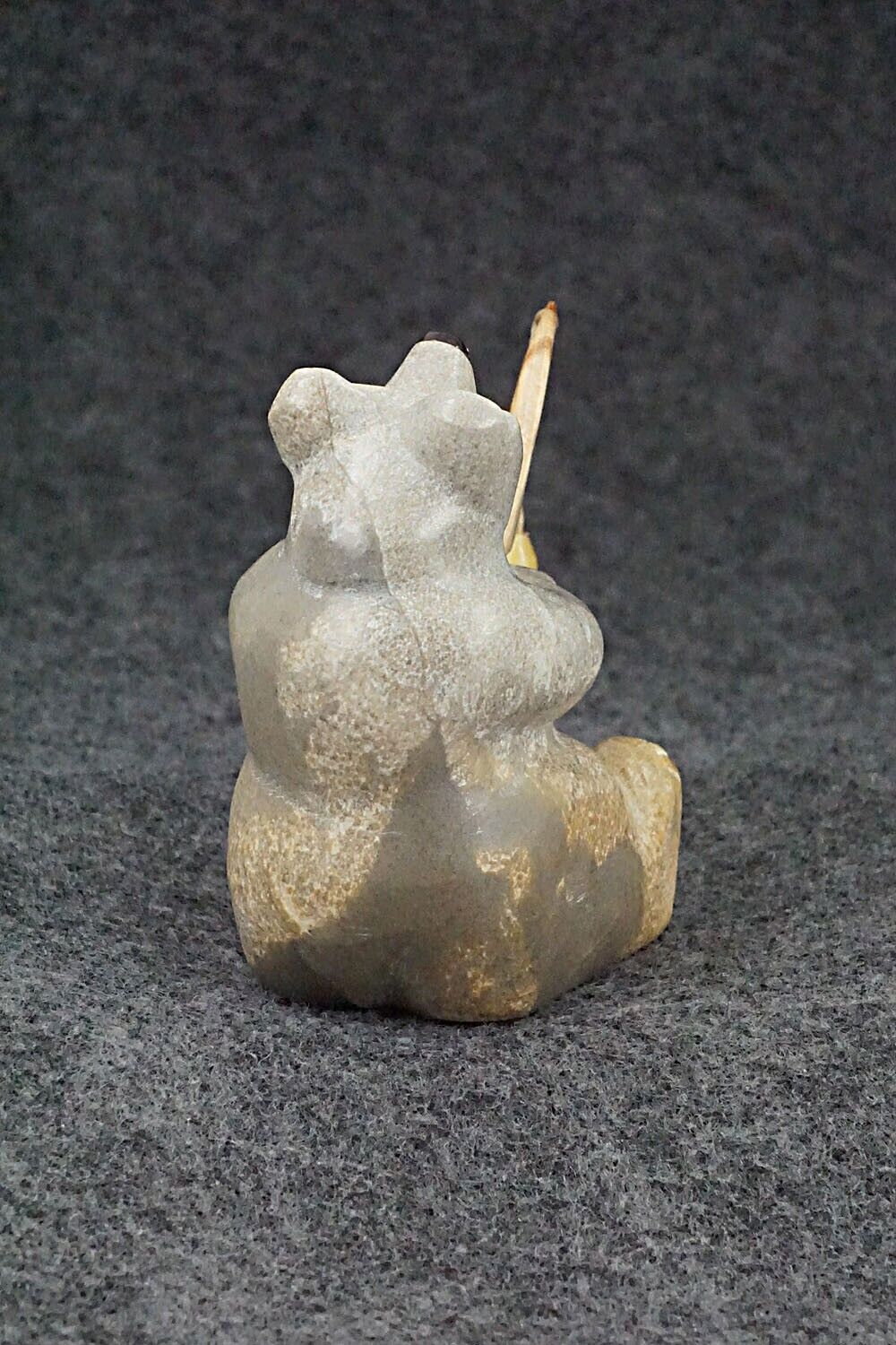 Bear with Fishing Pole Zuni Fetish Carving - Enrike Leekya