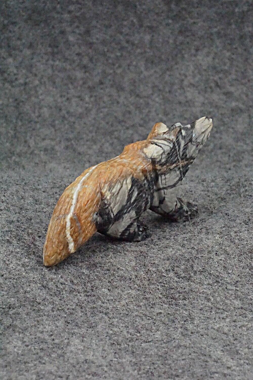 Wolf Zuni Fetish Carving - Tony Mackel