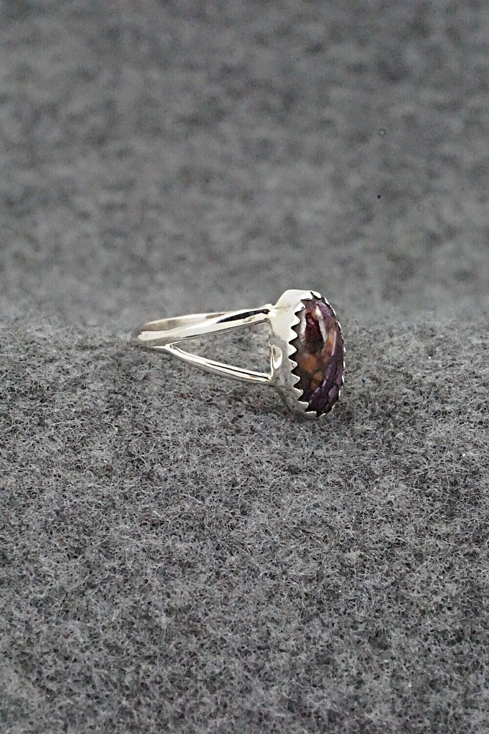 Spiny Oyster & Sterling Silver Ring - Robert Martinez - Size 6