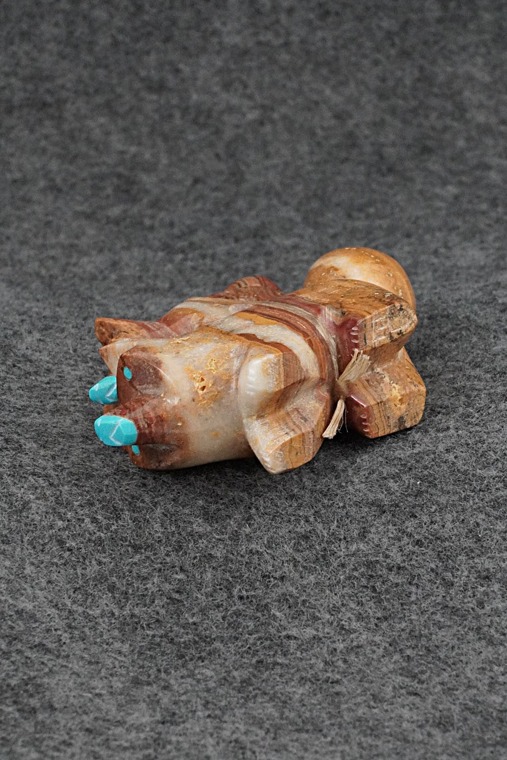 Fox Zuni Fetish Carving - Enrike Leekya