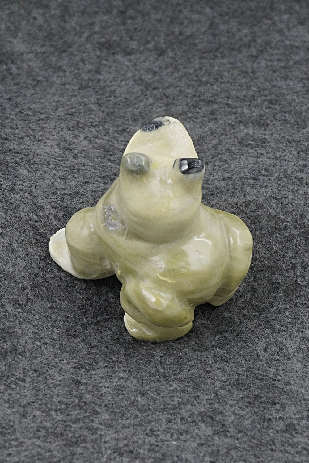 Frog Zuni Fetish Carving - Freddie Leekya