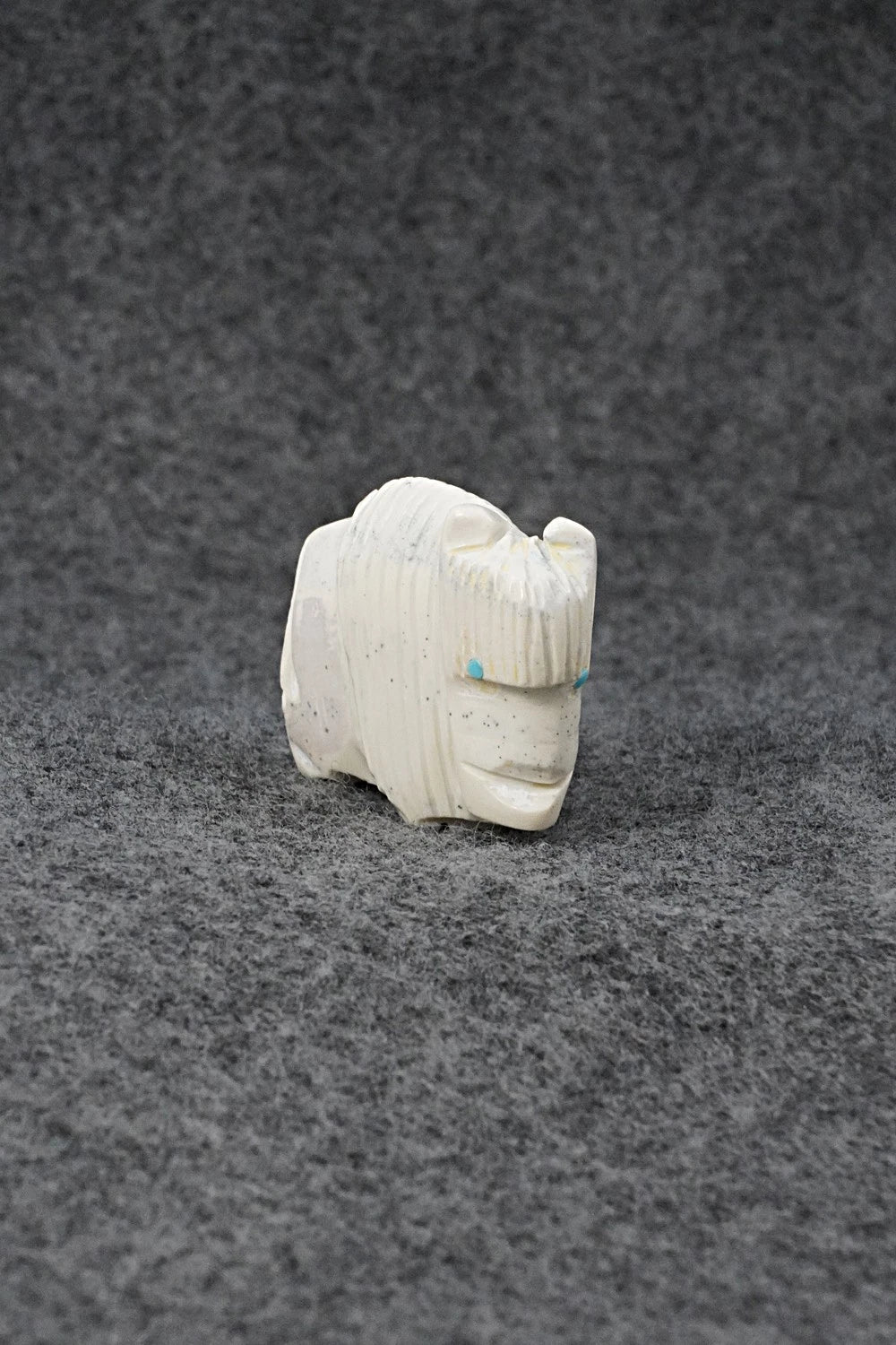Buffalo Zuni Fetish Carving - Gilbert Lonjose