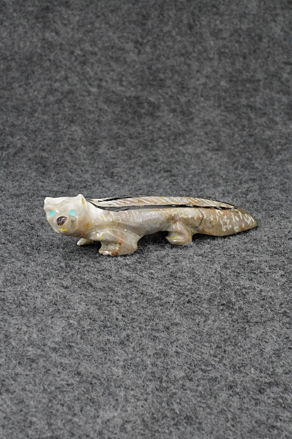 Badger Zuni Fetish Carving - Freddie Leekya