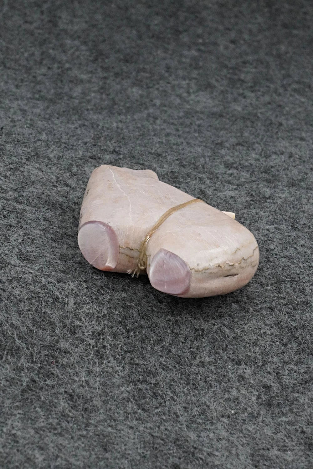 Bear Zuni Fetish Carving - Delvin Leekya