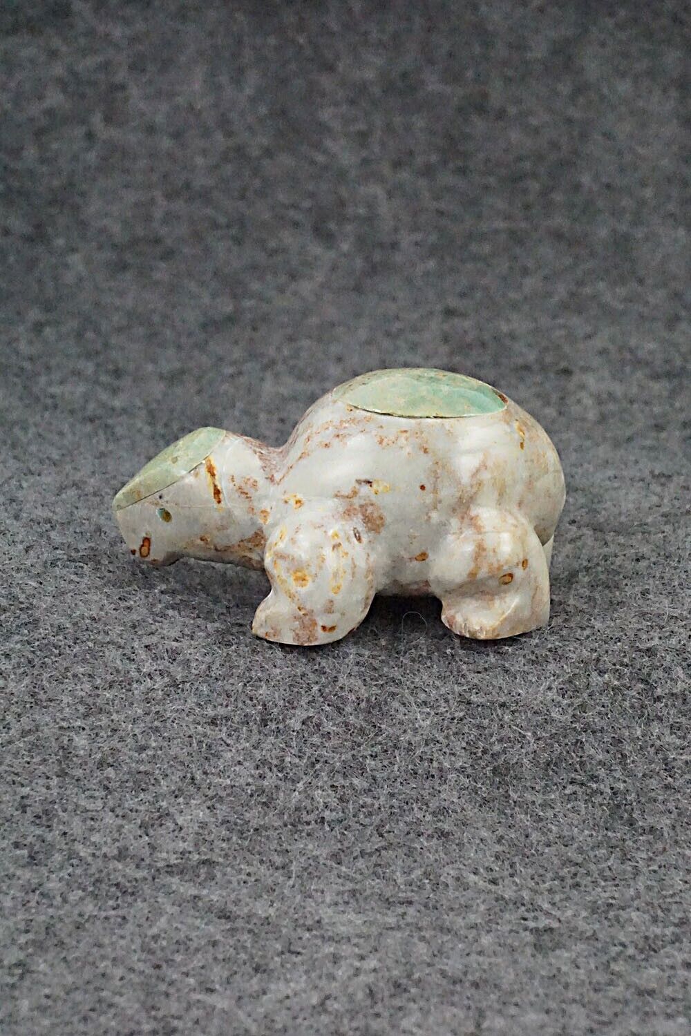 Turtle Zuni Fetish Carving - Enrike Leekya