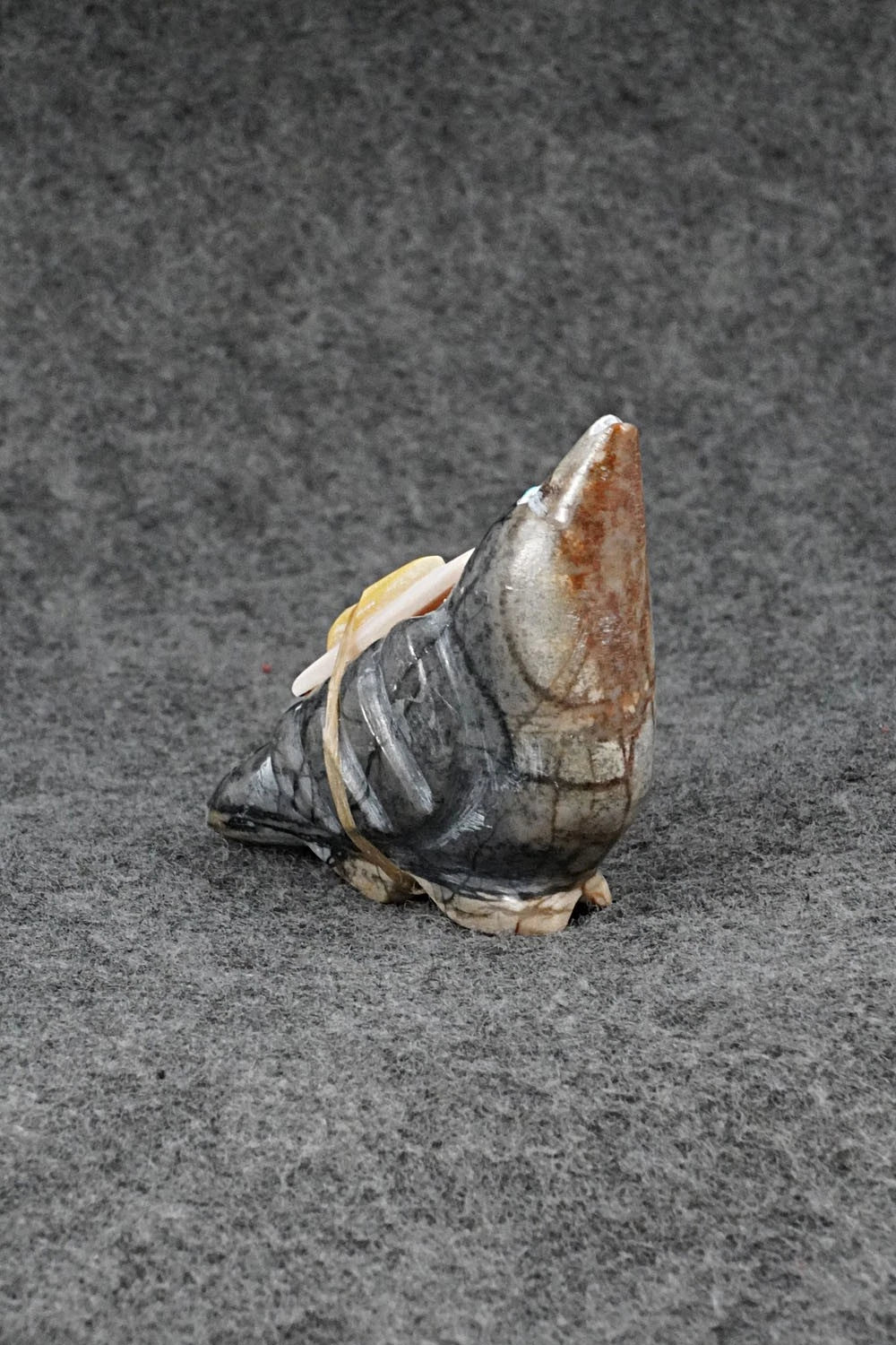Bird Zuni Fetish Carving - Delvin Leekya