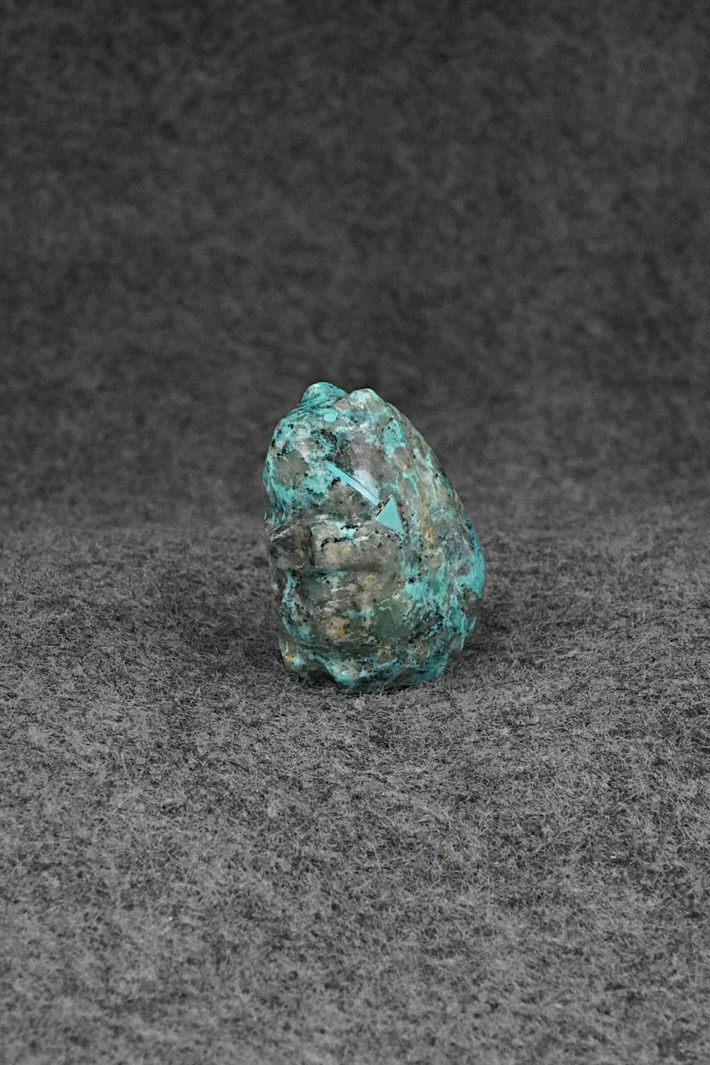 Squirrel Zuni Fetish Carving - Abby Quam Panteah