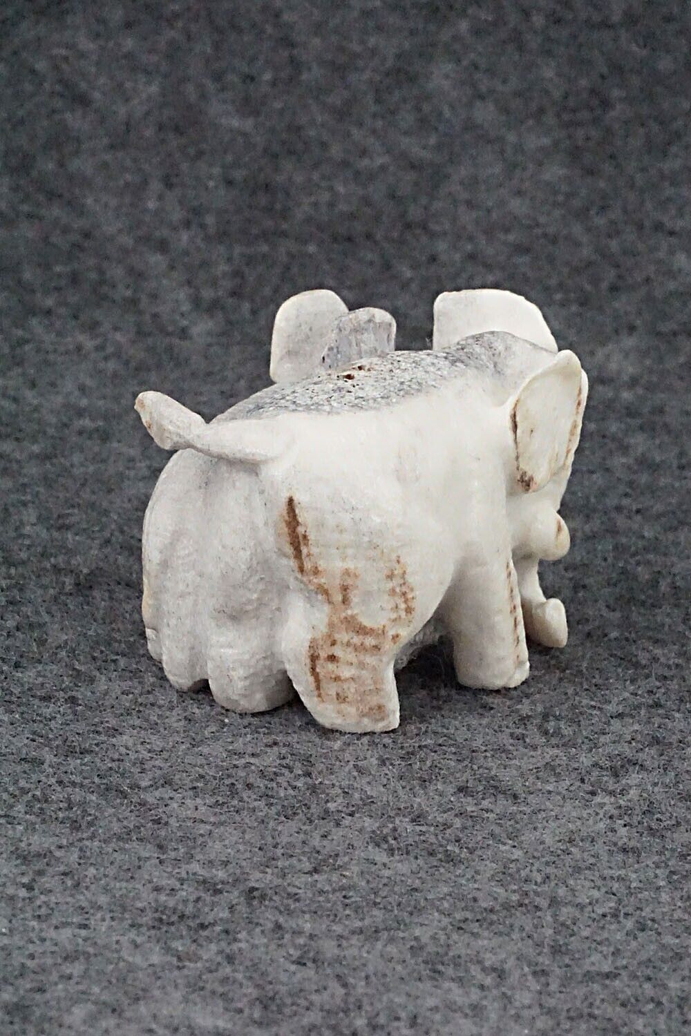 Elephants Zuni Fetish Carving - Maxx Laate