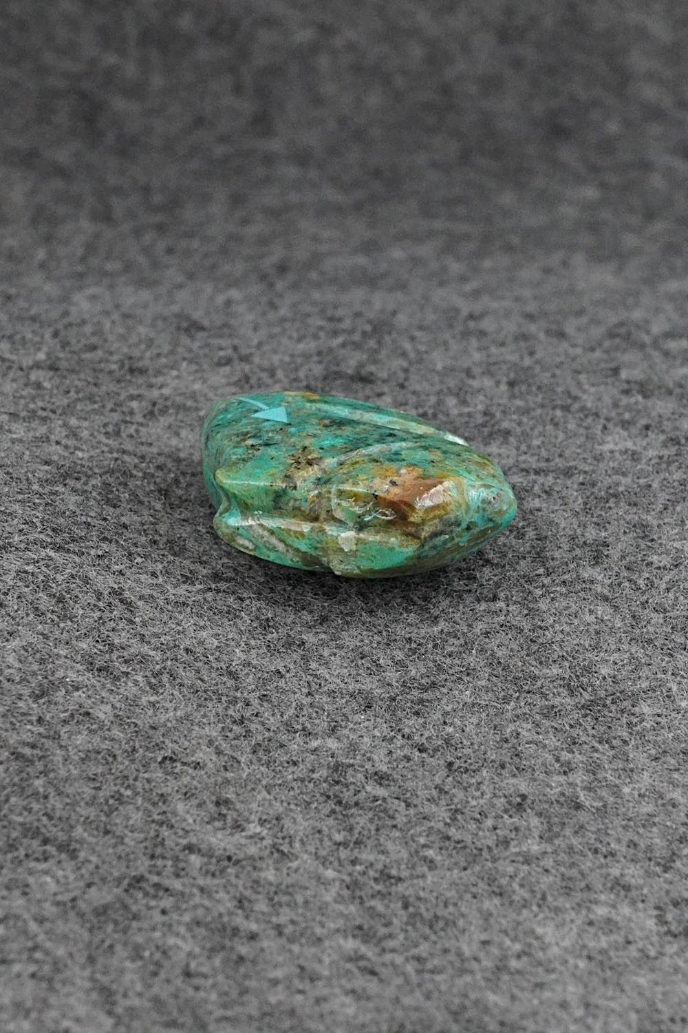 Rabbit Zuni Fetish Carving - Abby Quam Panteah