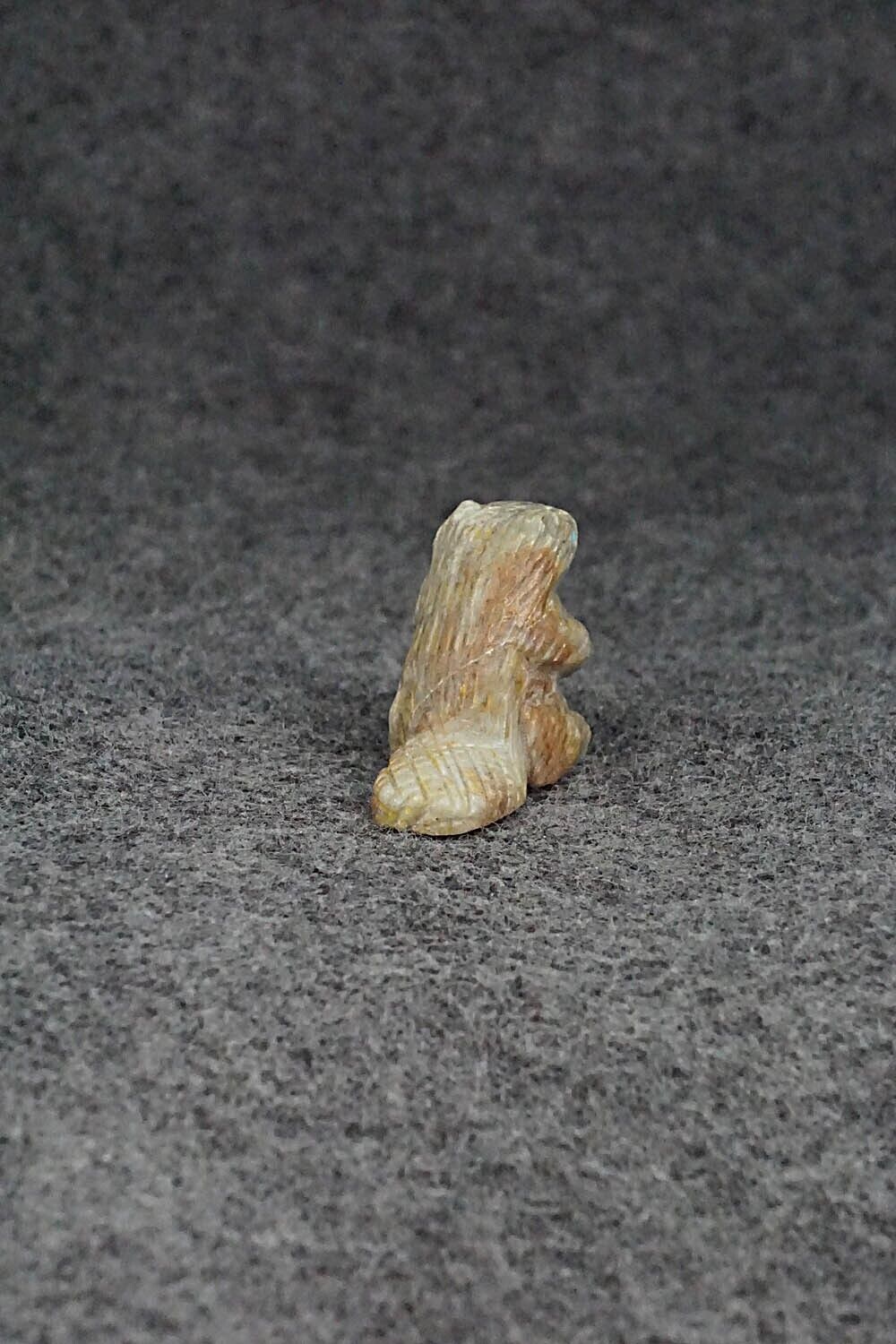 Beaver Zuni Fetish Carving - Lindsey Cheama