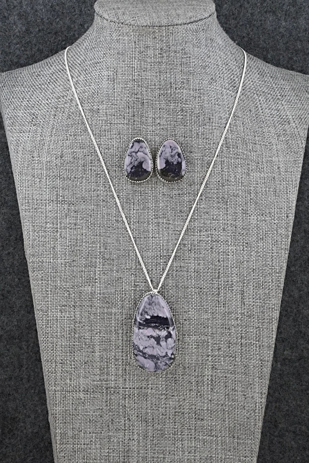 Morado & Sterling Silver Necklace and Earrings Set - Murray Hannaweeka
