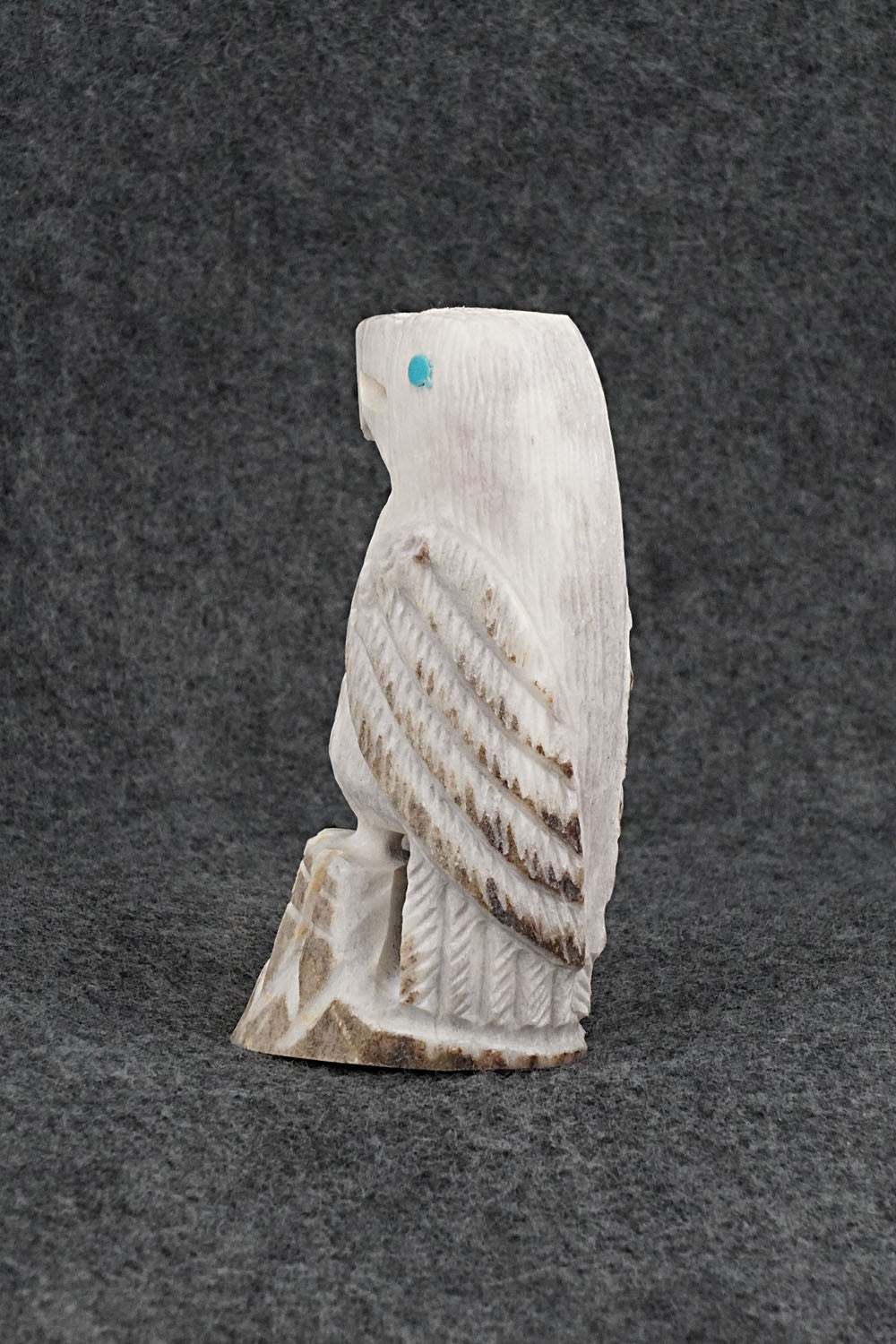 Eagle Zuni Fetish Carving - Garrick Weeka
