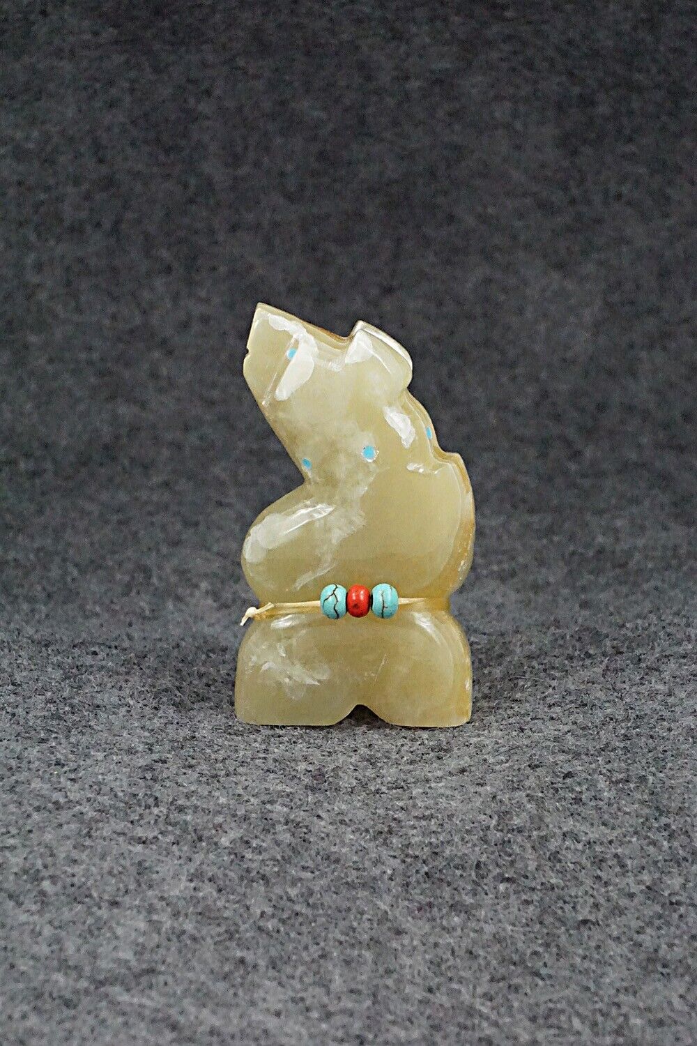 Bear Zuni Fetish Carving - Bennie Bacy