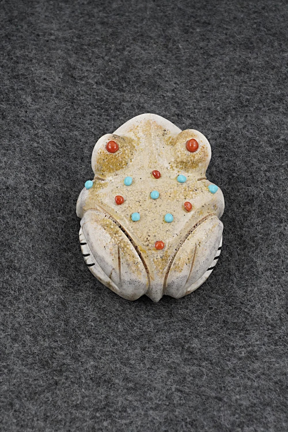 Frog Zuni Fetish Carving - Claudia Peina
