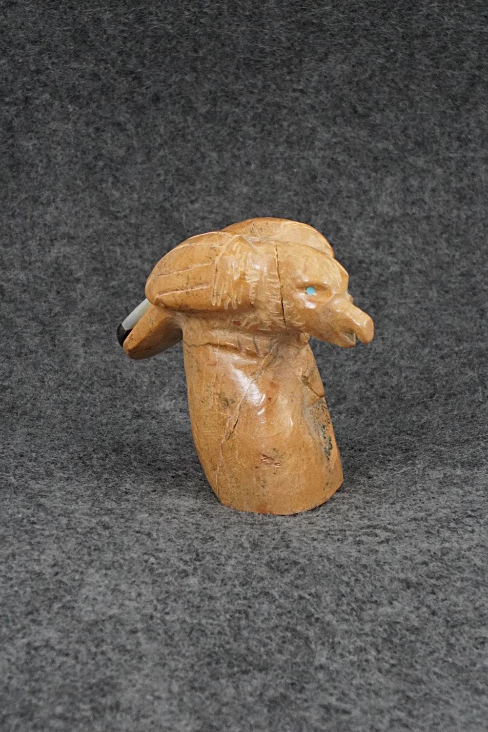 Eagle Zuni Fetish Carving - Freddie Leekya