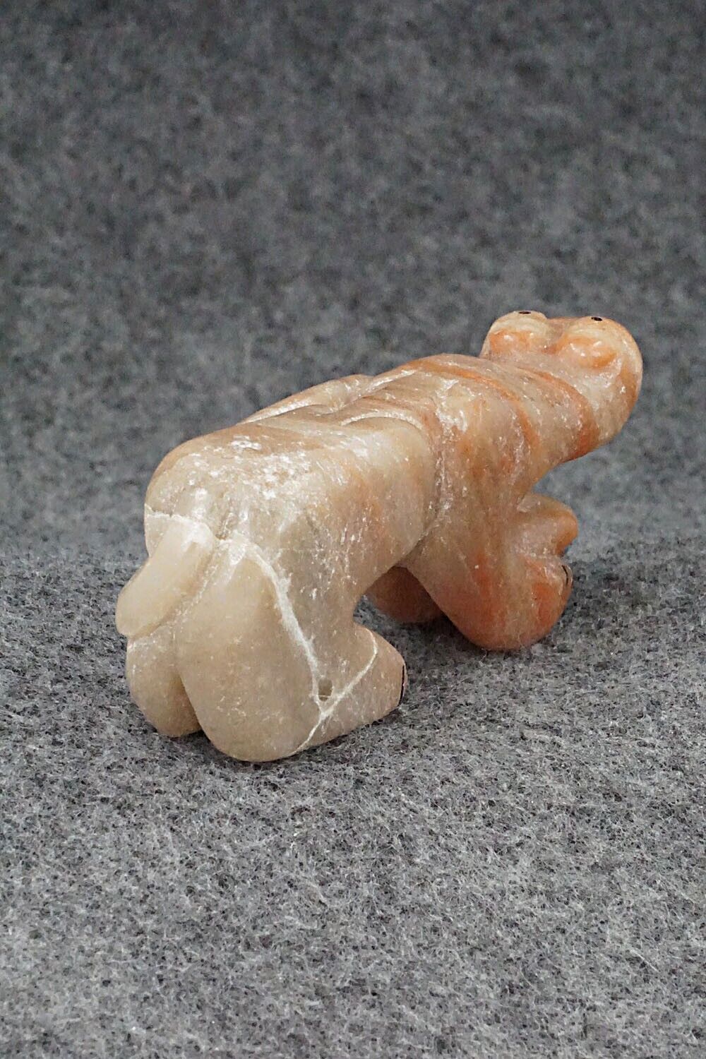 Mountain Lion Zuni Fetish Carving - Rick Kallestewa