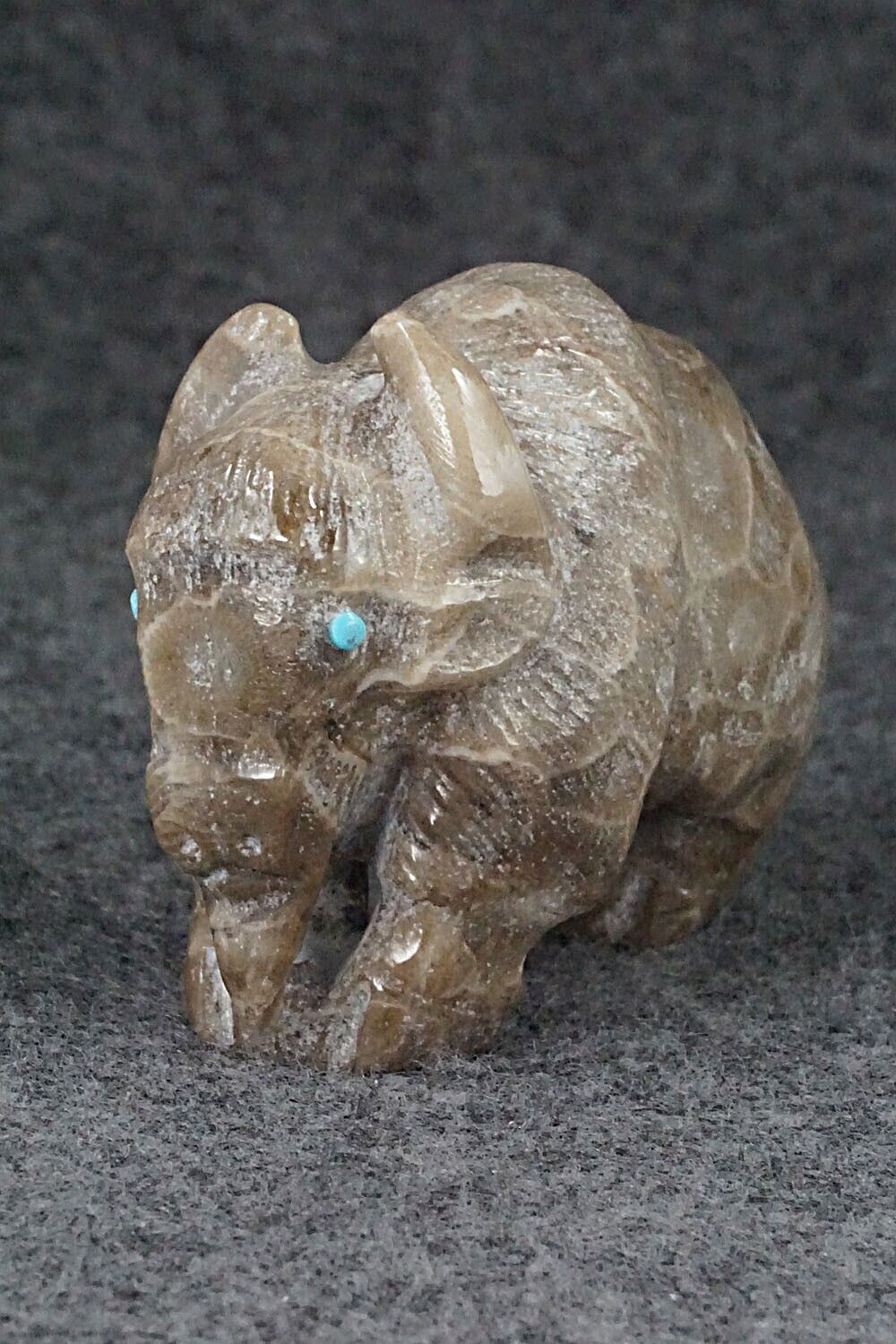Buffalo Zuni Fetish Carving - Derrick Kaamasee