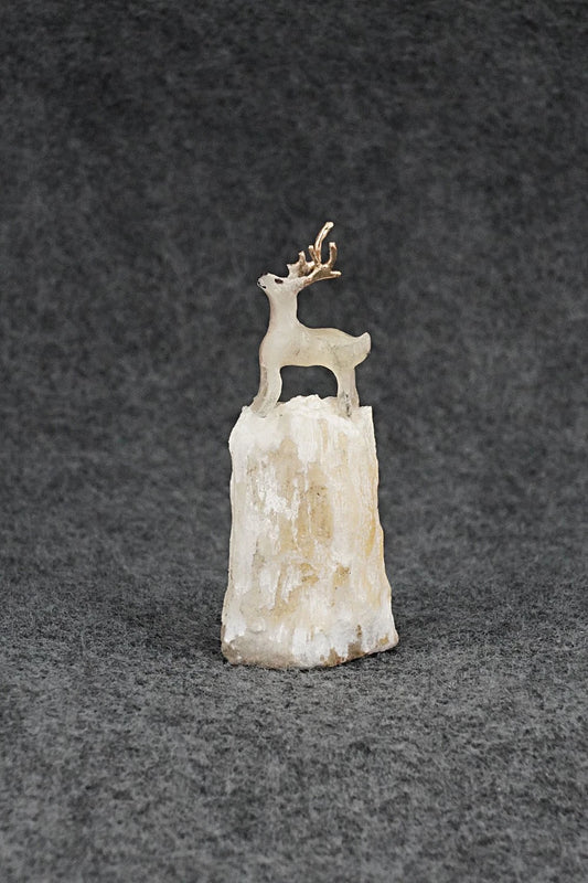 Deer Zuni Fetish Carving - Ruben Najara