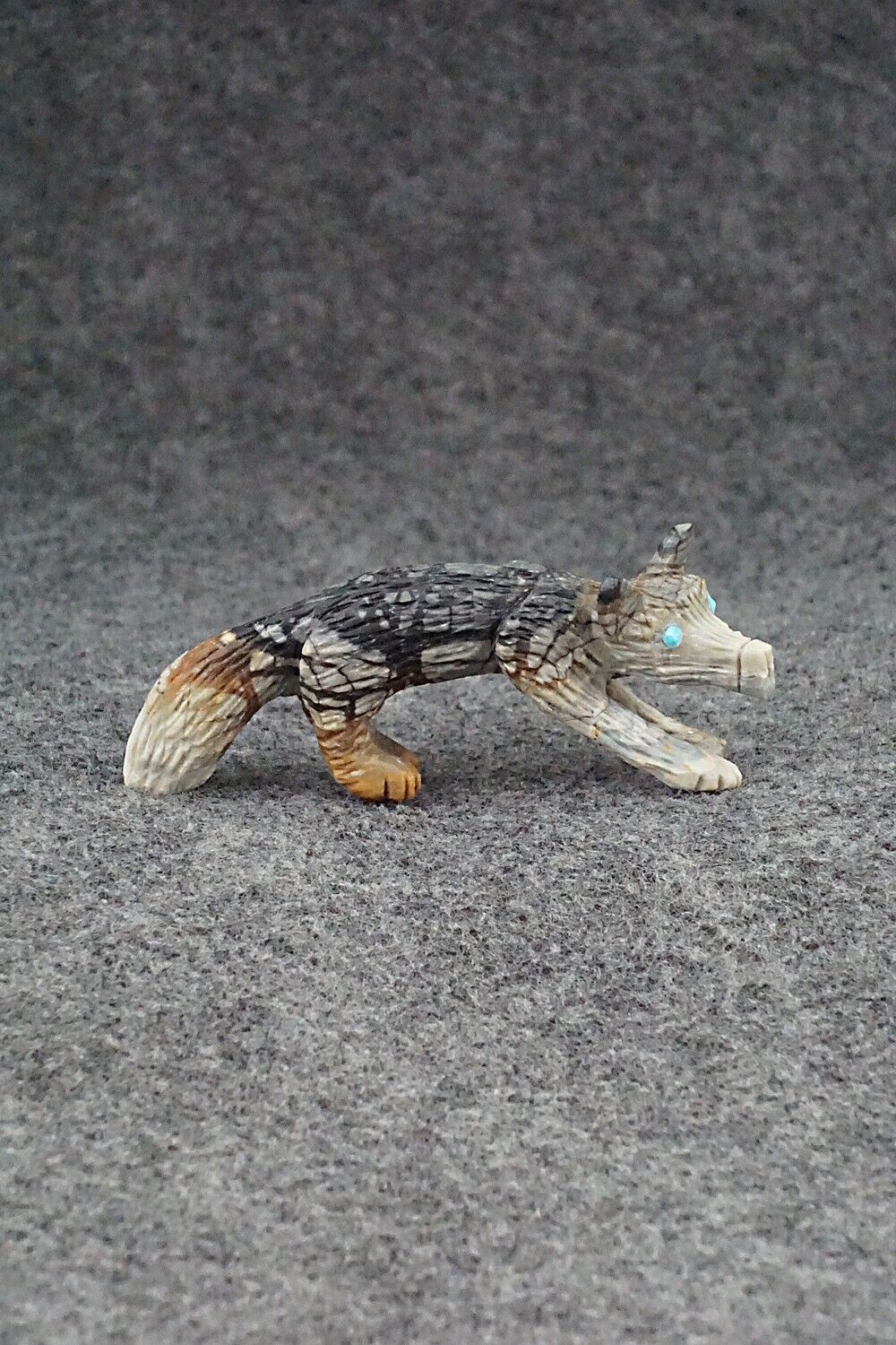 Wolf Zuni Fetish Carving - Cody Cheama