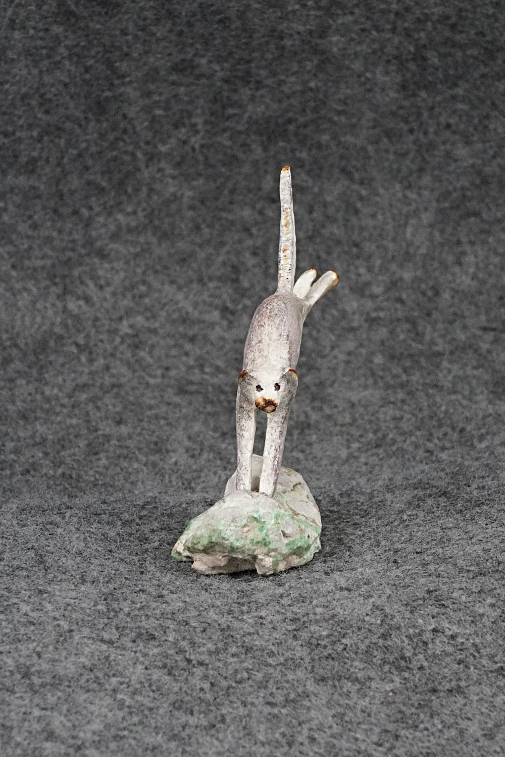 Mountain Lion Zuni Fetish Carving - Ruben Najera