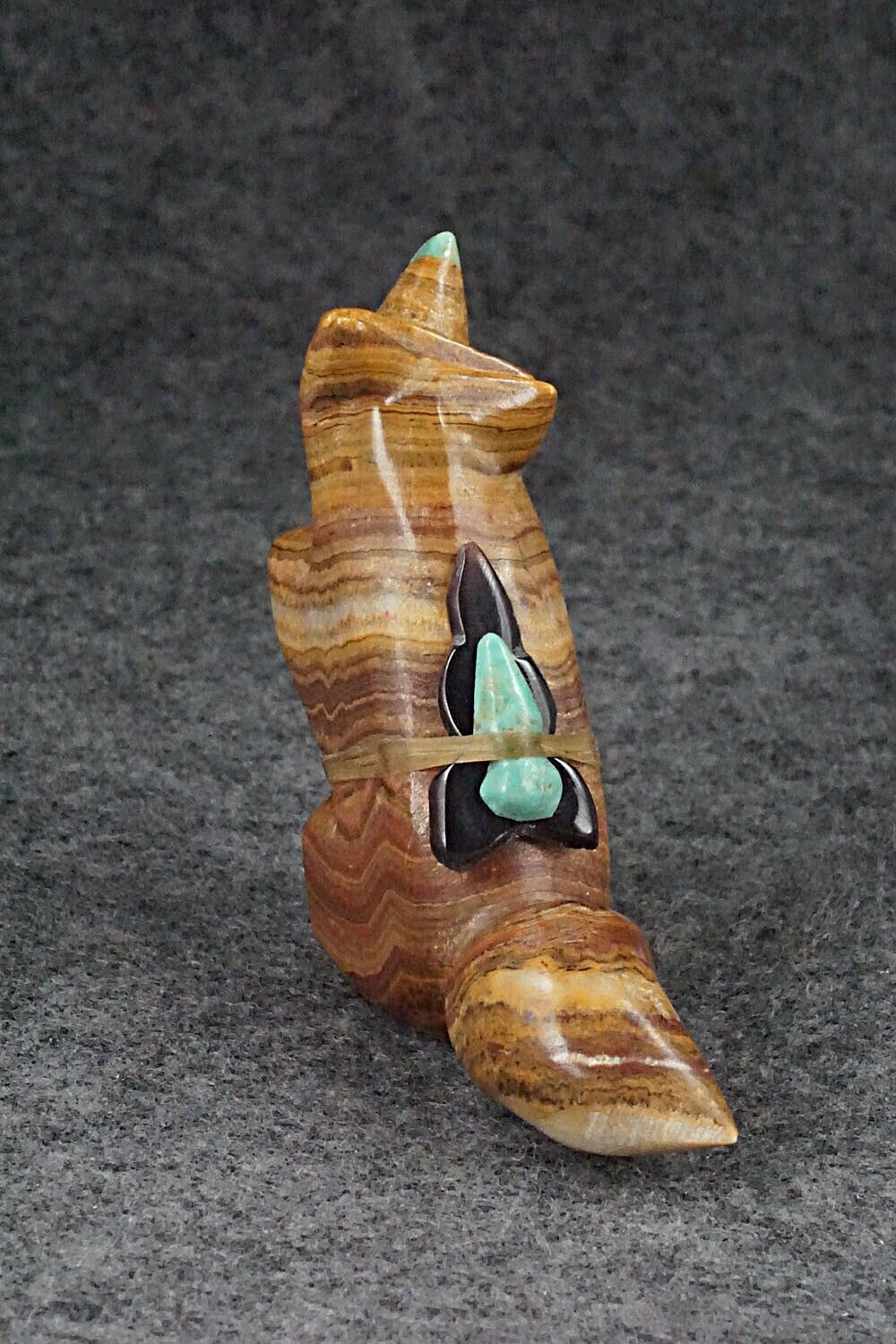 Wolf Zuni Fetish Carving - Enrike Leekya