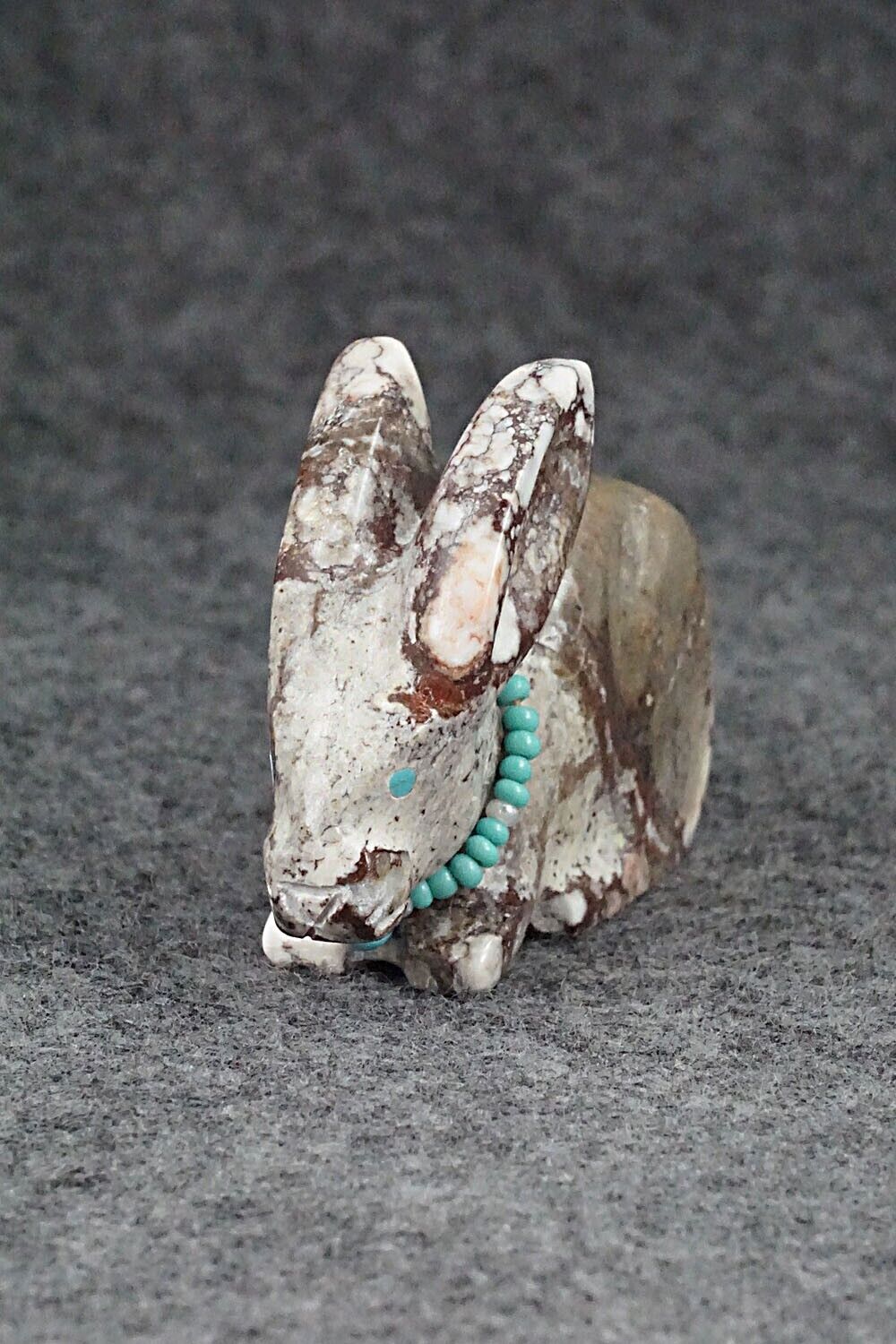Jack Rabbit Zuni Fetish Carving - Andres Lementino