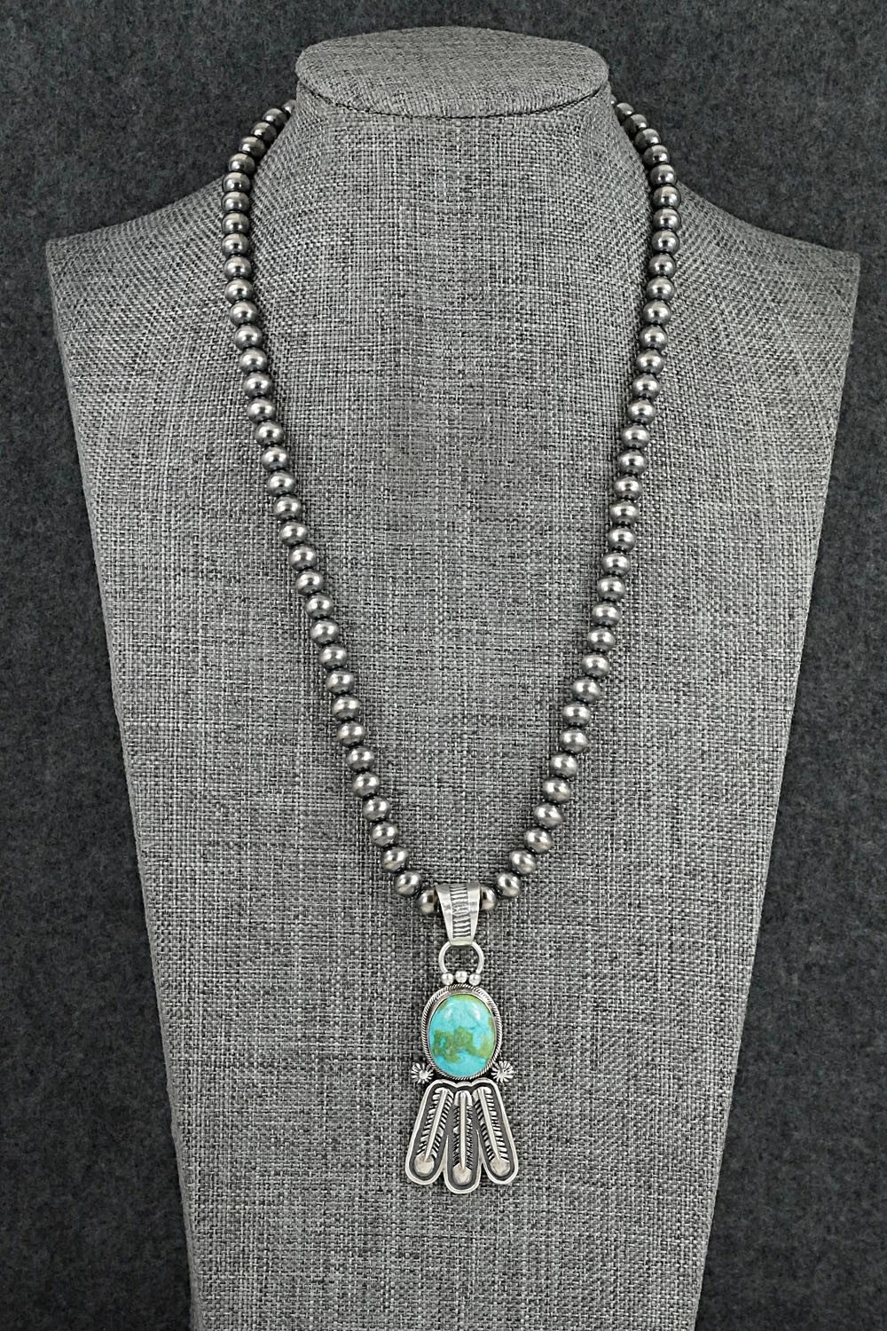 Turquoise & Sterling Silver Necklace - Verley Betone