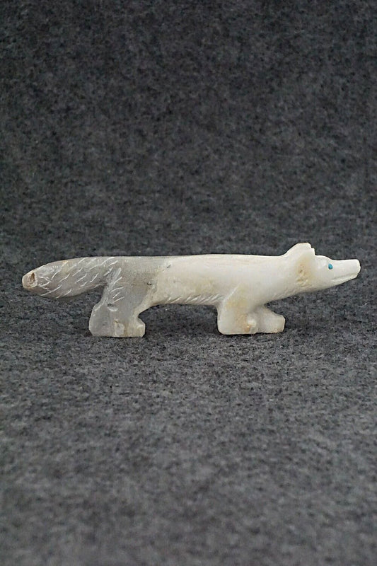 Wolf Zuni Fetish Carving - Cody Nastacio