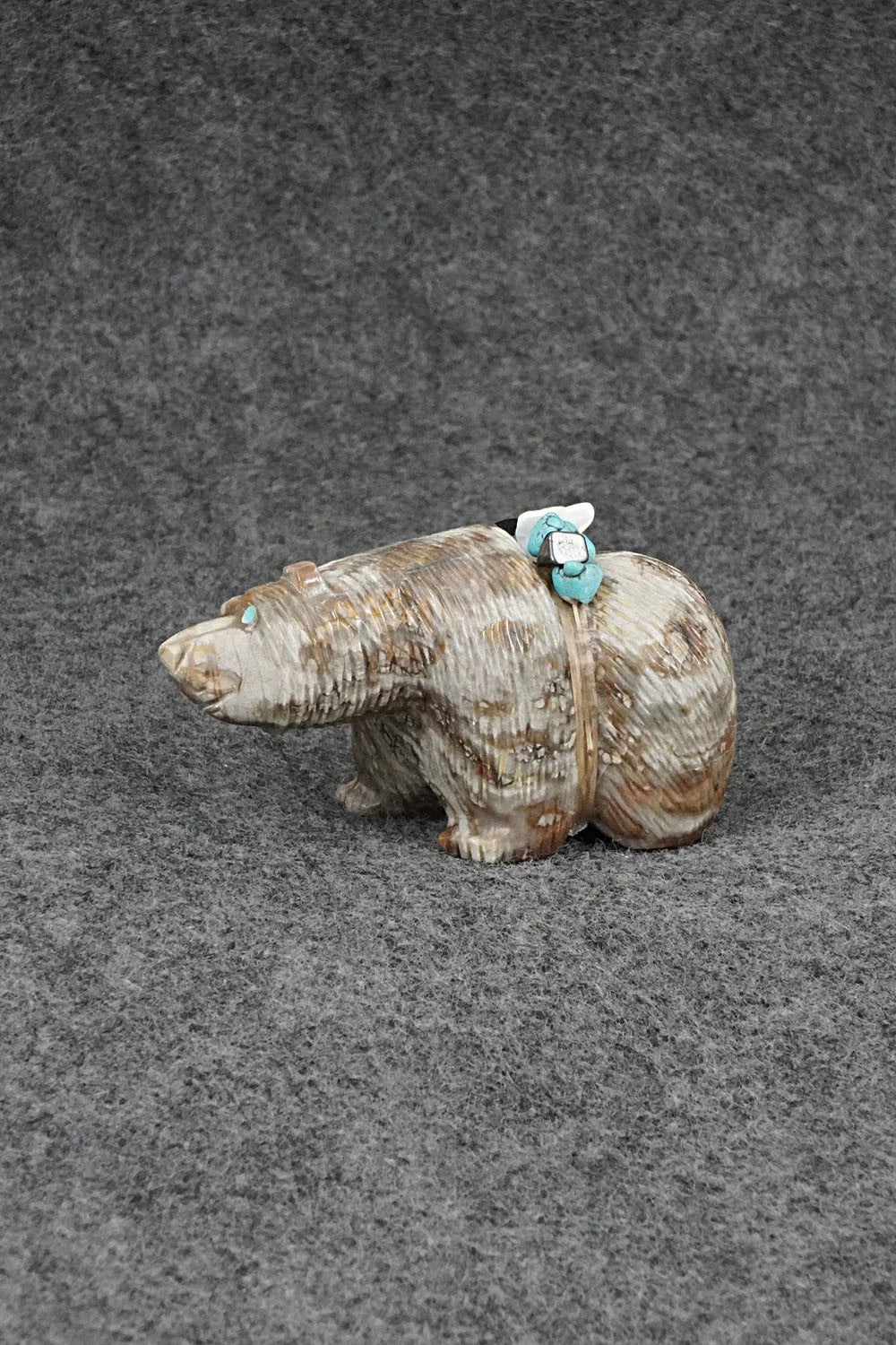 Bear Zuni Fetish Carving - Farlan & Paulette Quam
